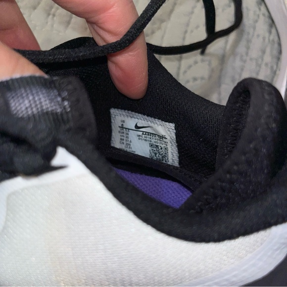 Nike court zoom Black and White lace up sneakers - Picture 7 of 7